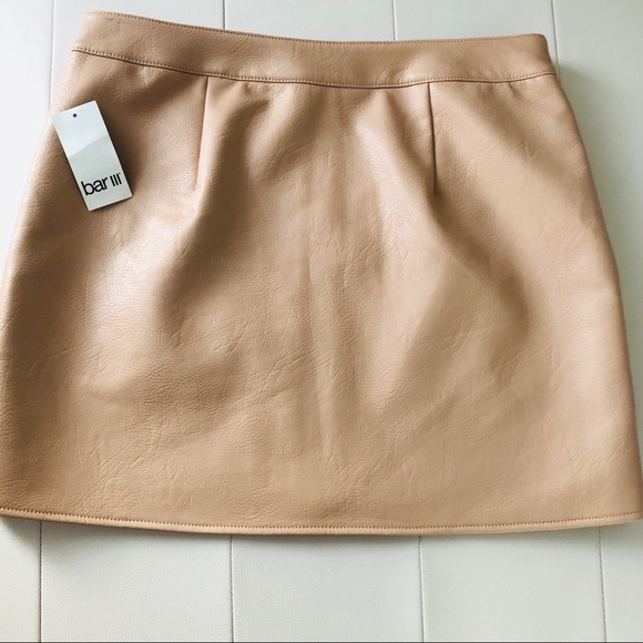 New Faux Leather Mini Skirt - Picture 3 of 5